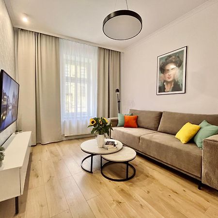 Luna Apartments Jelenia Góra Екстериор снимка