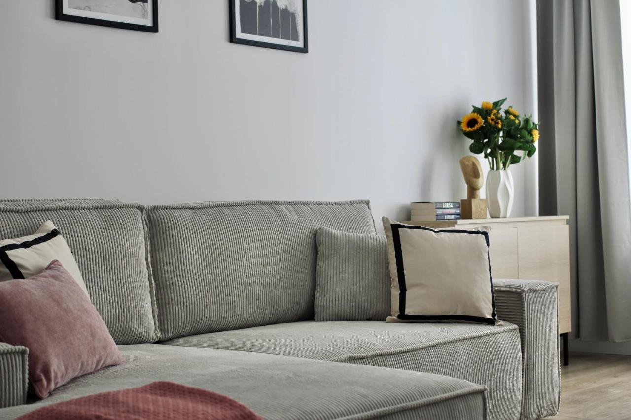Luna Apartments Jelenia Góra Екстериор снимка