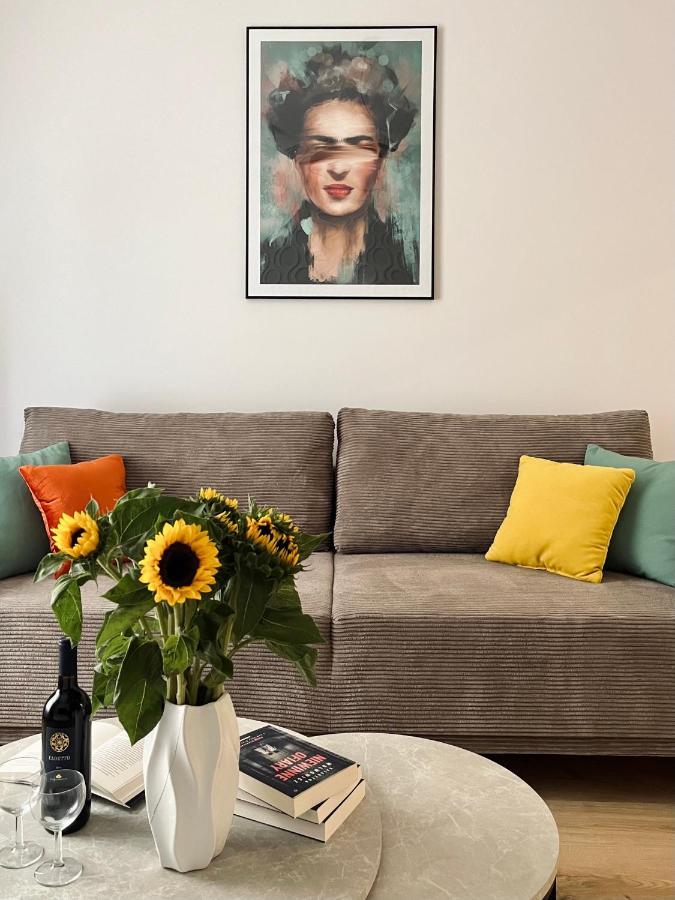 Luna Apartments Jelenia Góra Екстериор снимка
