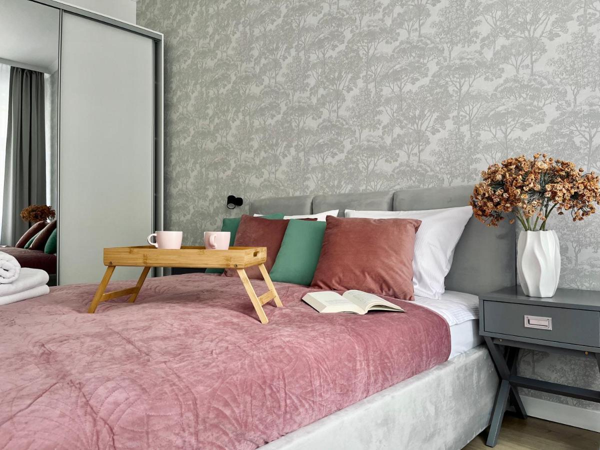Luna Apartments Jelenia Góra Екстериор снимка