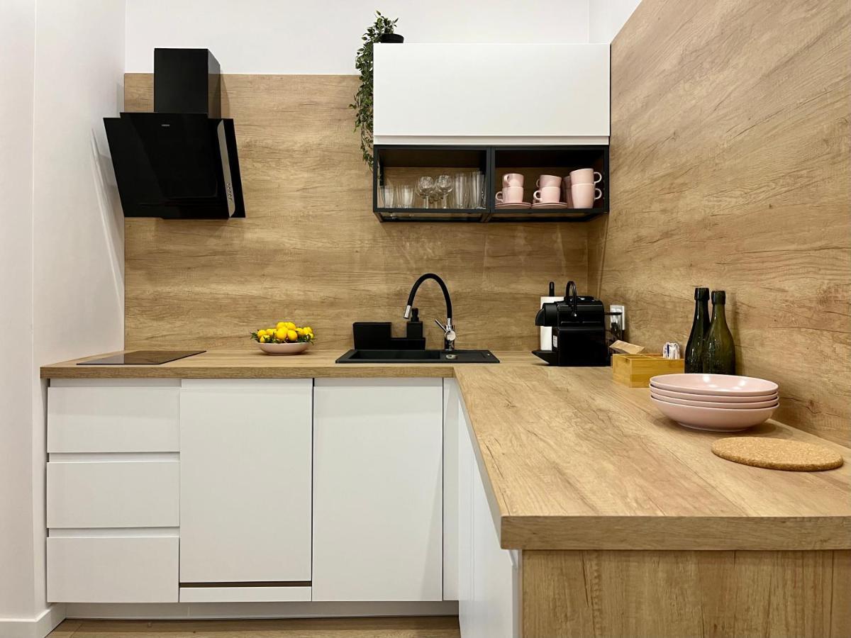 Luna Apartments Jelenia Góra Екстериор снимка