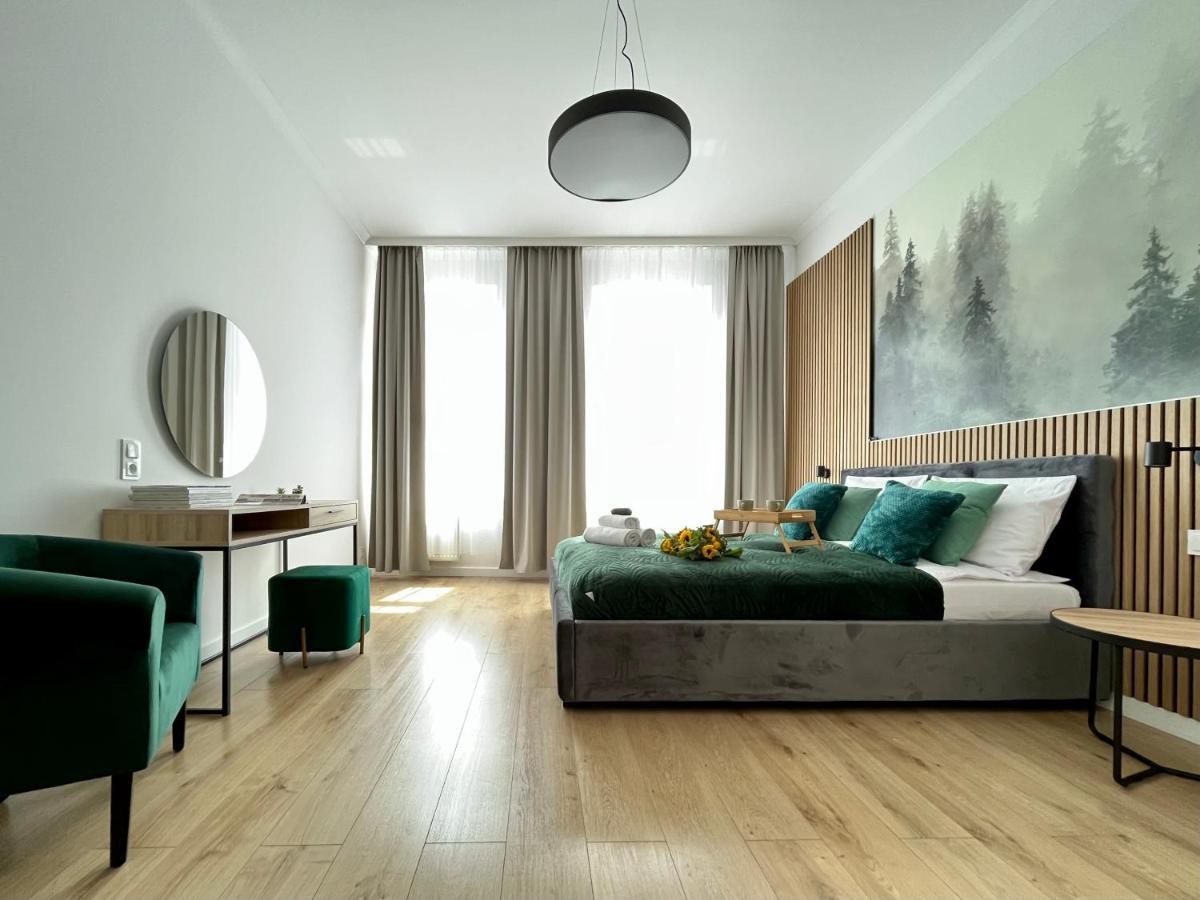 Luna Apartments Jelenia Góra Екстериор снимка