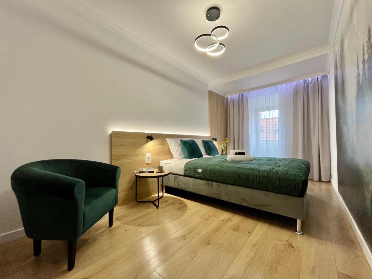 Luna Apartments Jelenia Góra Екстериор снимка