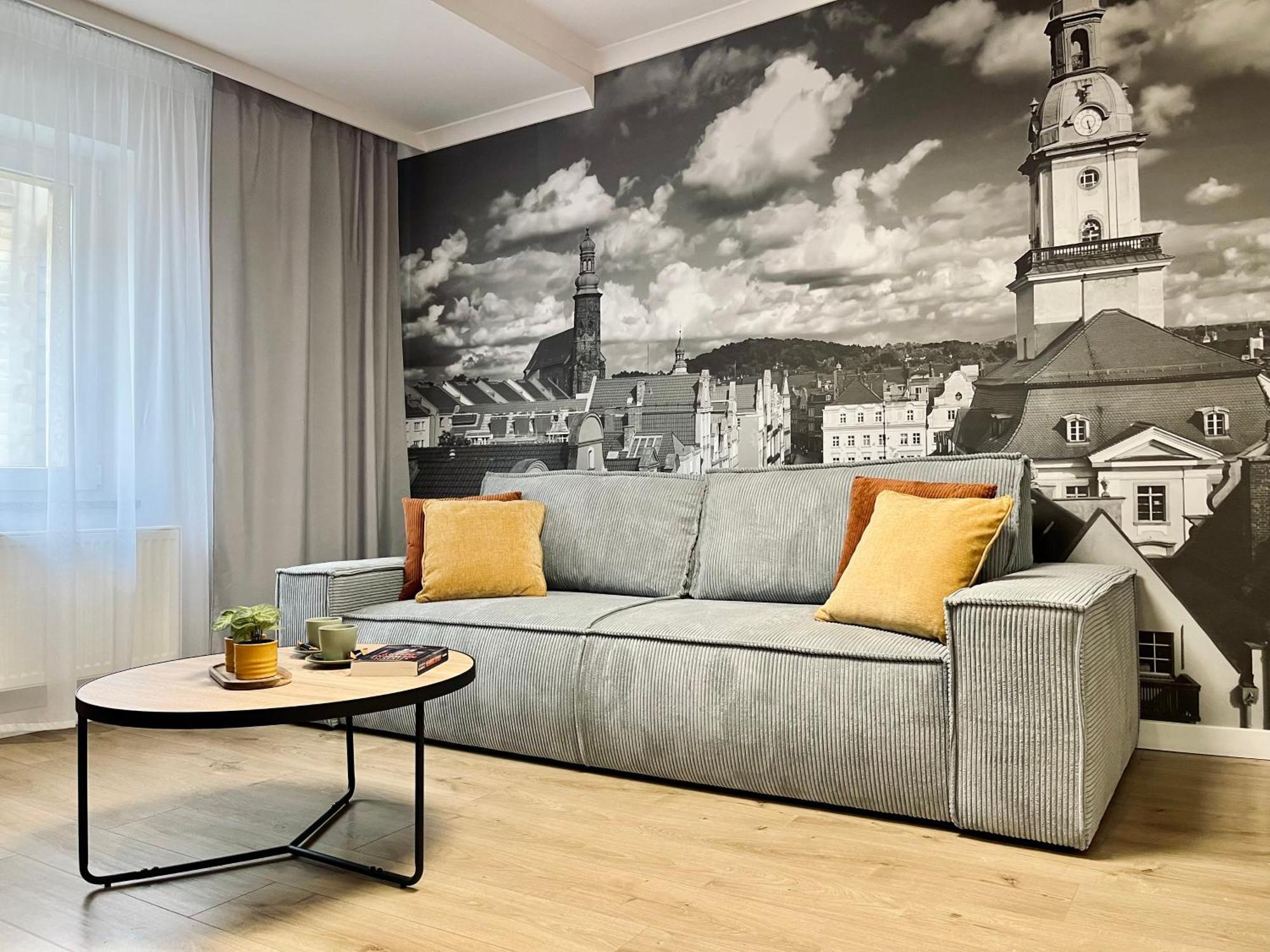 Luna Apartments Jelenia Góra Екстериор снимка