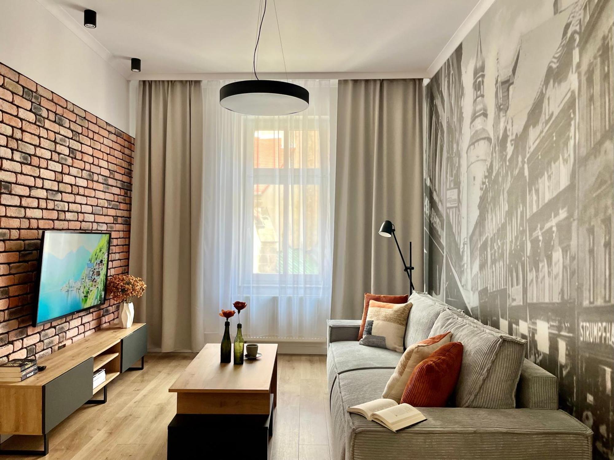 Luna Apartments Jelenia Góra Екстериор снимка